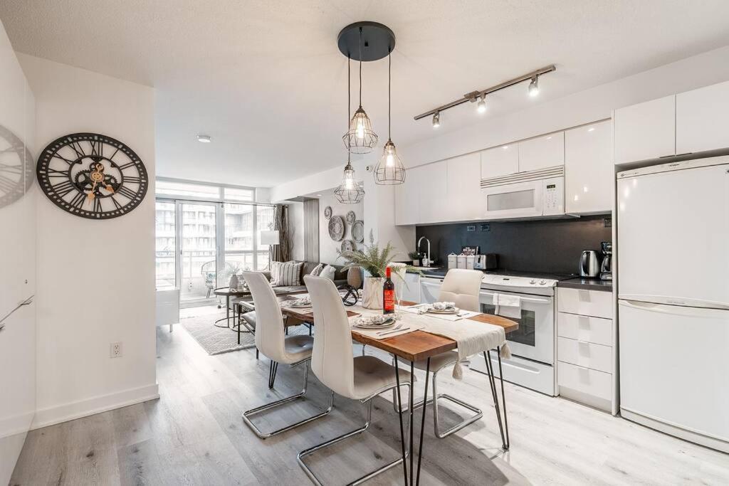 Luxury Suite Downtown Toronto Near Cn Tower Exteriér fotografie