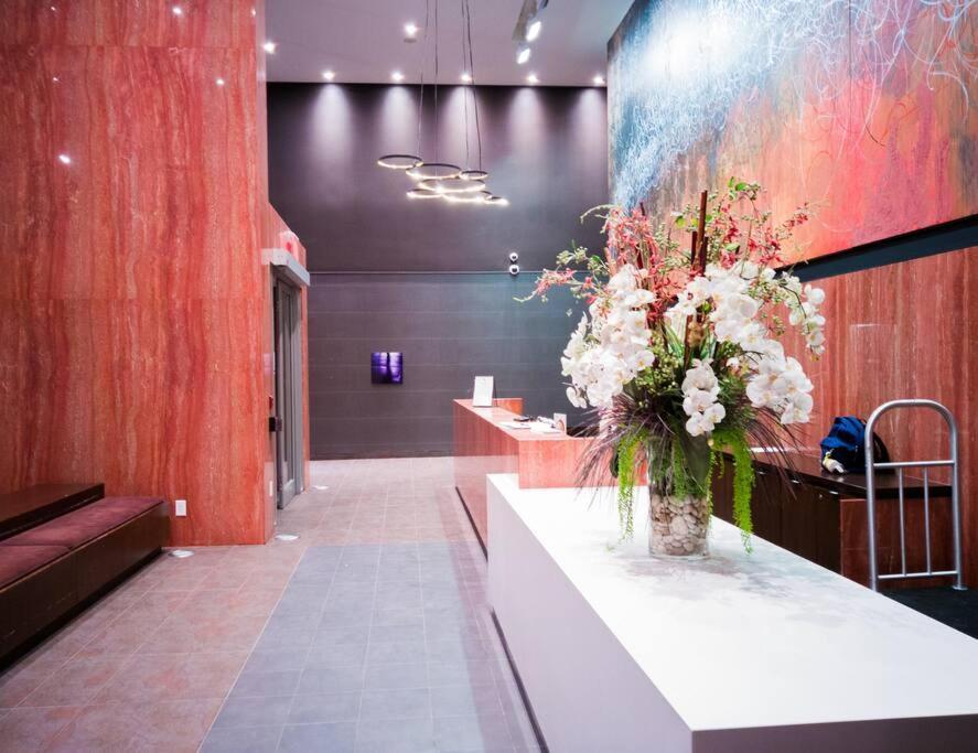 Luxury Suite Downtown Toronto Near Cn Tower Exteriér fotografie