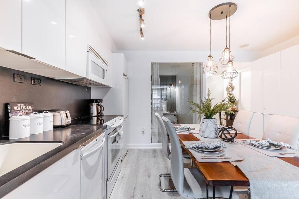 Luxury Suite Downtown Toronto Near Cn Tower Exteriér fotografie